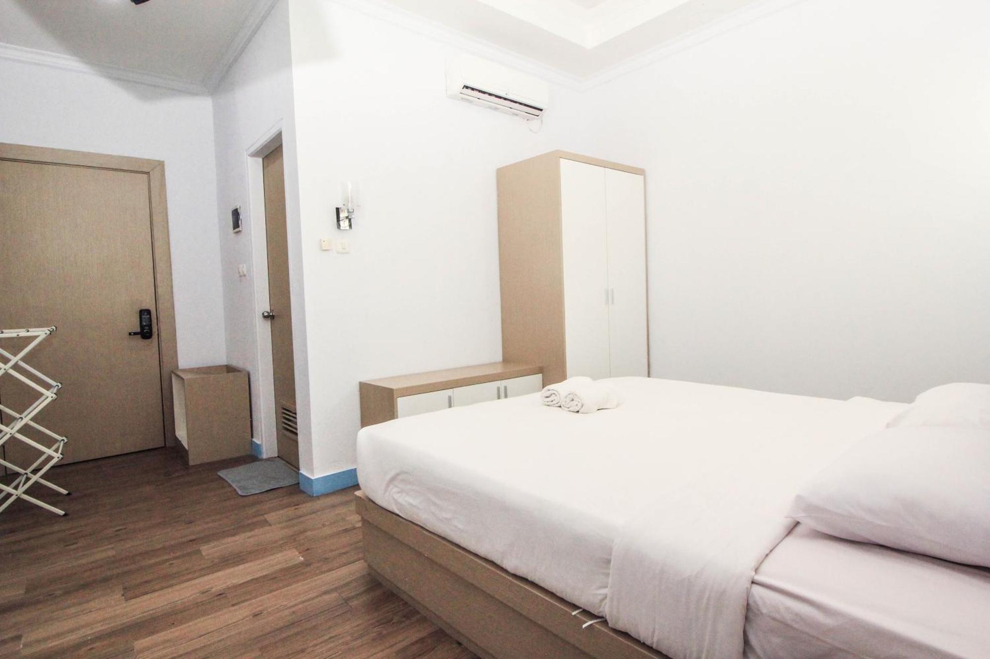 Allisa Resort Hotel Anyer Ngoại thất bức ảnh