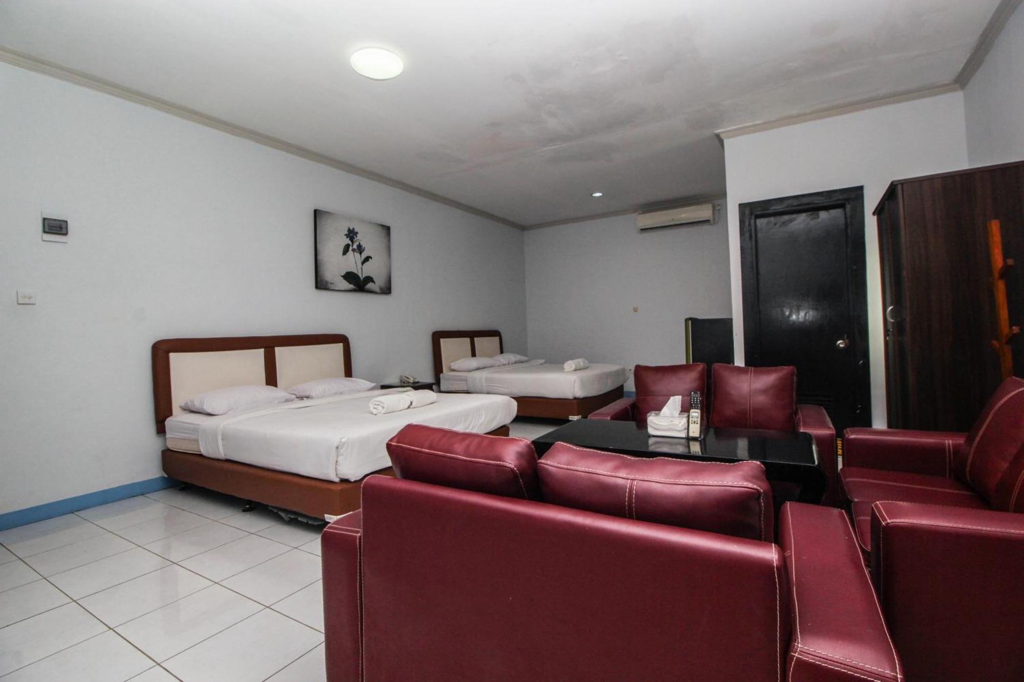 Allisa Resort Hotel Anyer Ngoại thất bức ảnh